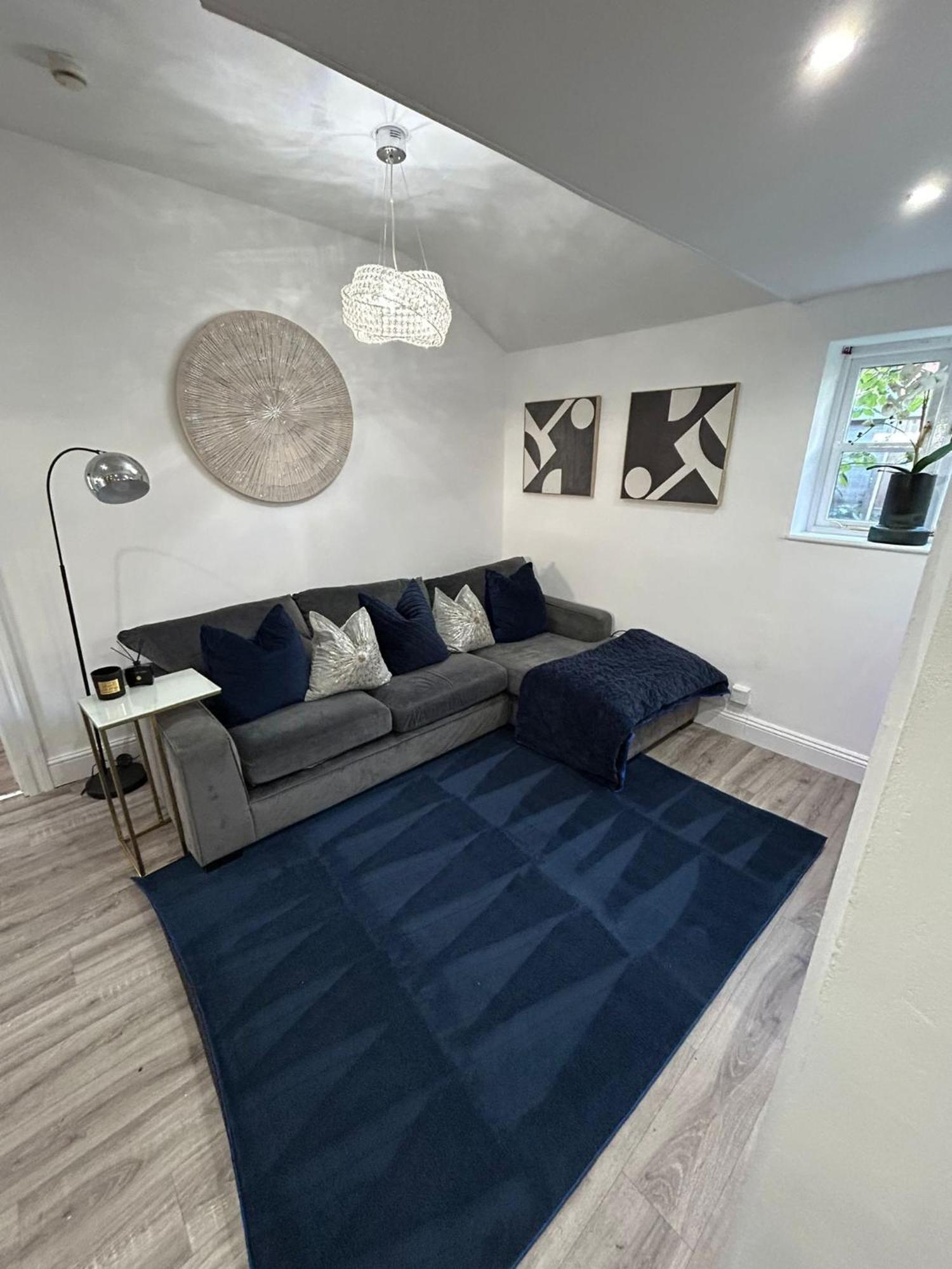 Home Hertford Central Detached Exterior photo